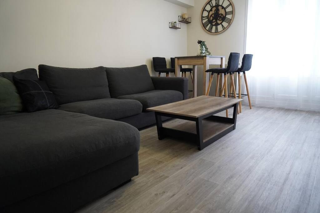 Le Paisible • Garage Privatif • Traversant • Calme Châteauroux エクステリア 写真
